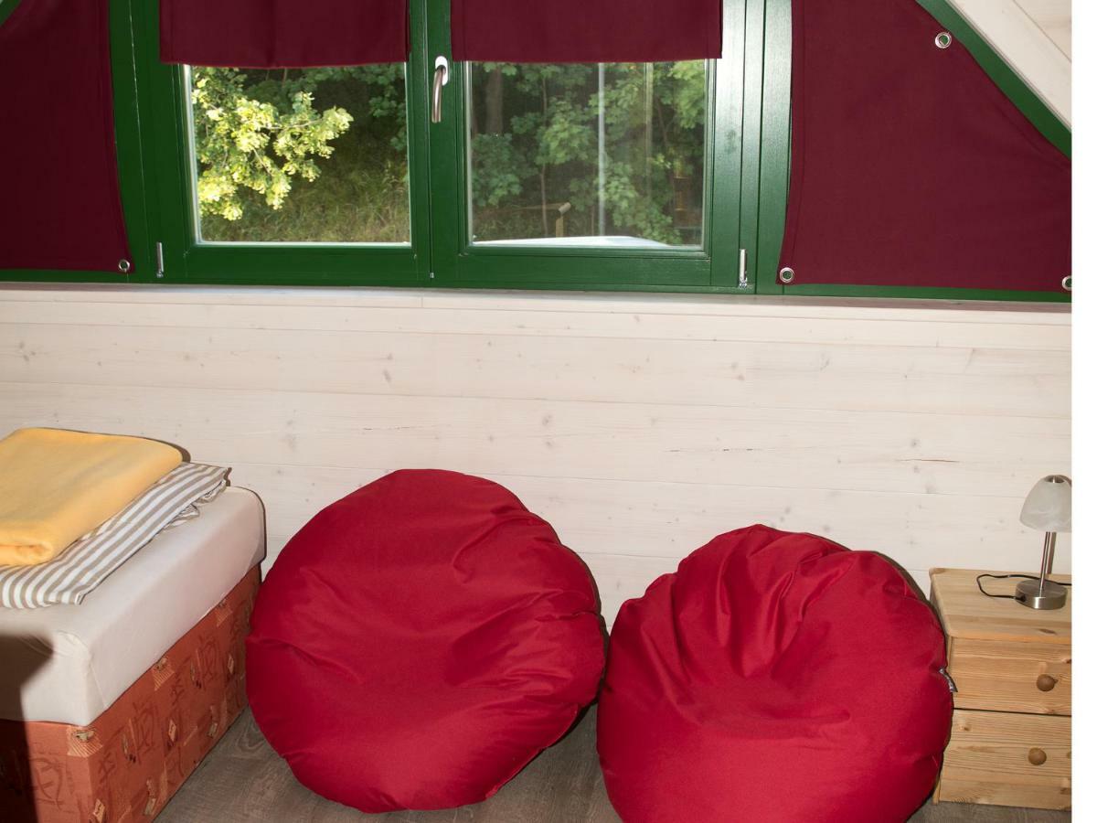 Ferienhaus F.Winkler Neukalen ภายนอก รูปภาพ